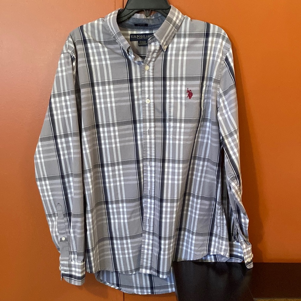 NWOT Mens Long Sleeve Button Up